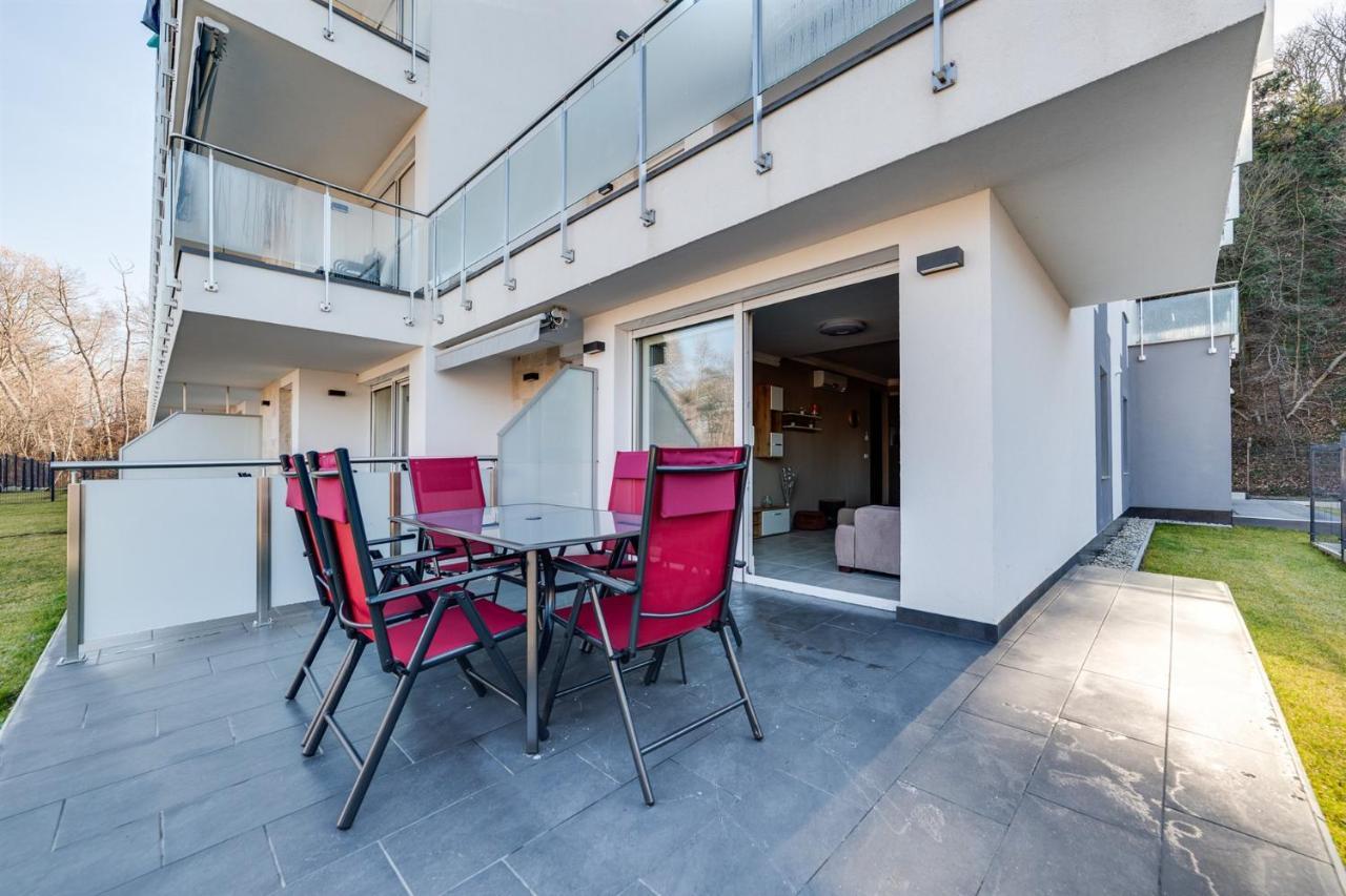 Forest Foeldvar Apartmanok By Bltn Balatonföldvár Exteriör bild