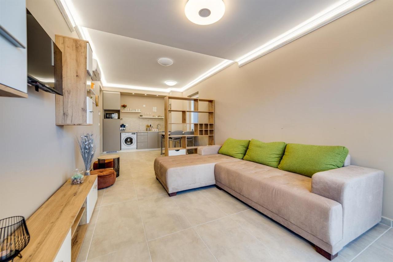 Forest Foeldvar Apartmanok By Bltn Balatonföldvár Exteriör bild
