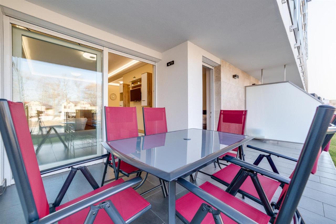 Forest Foeldvar Apartmanok By Bltn Balatonföldvár Exteriör bild