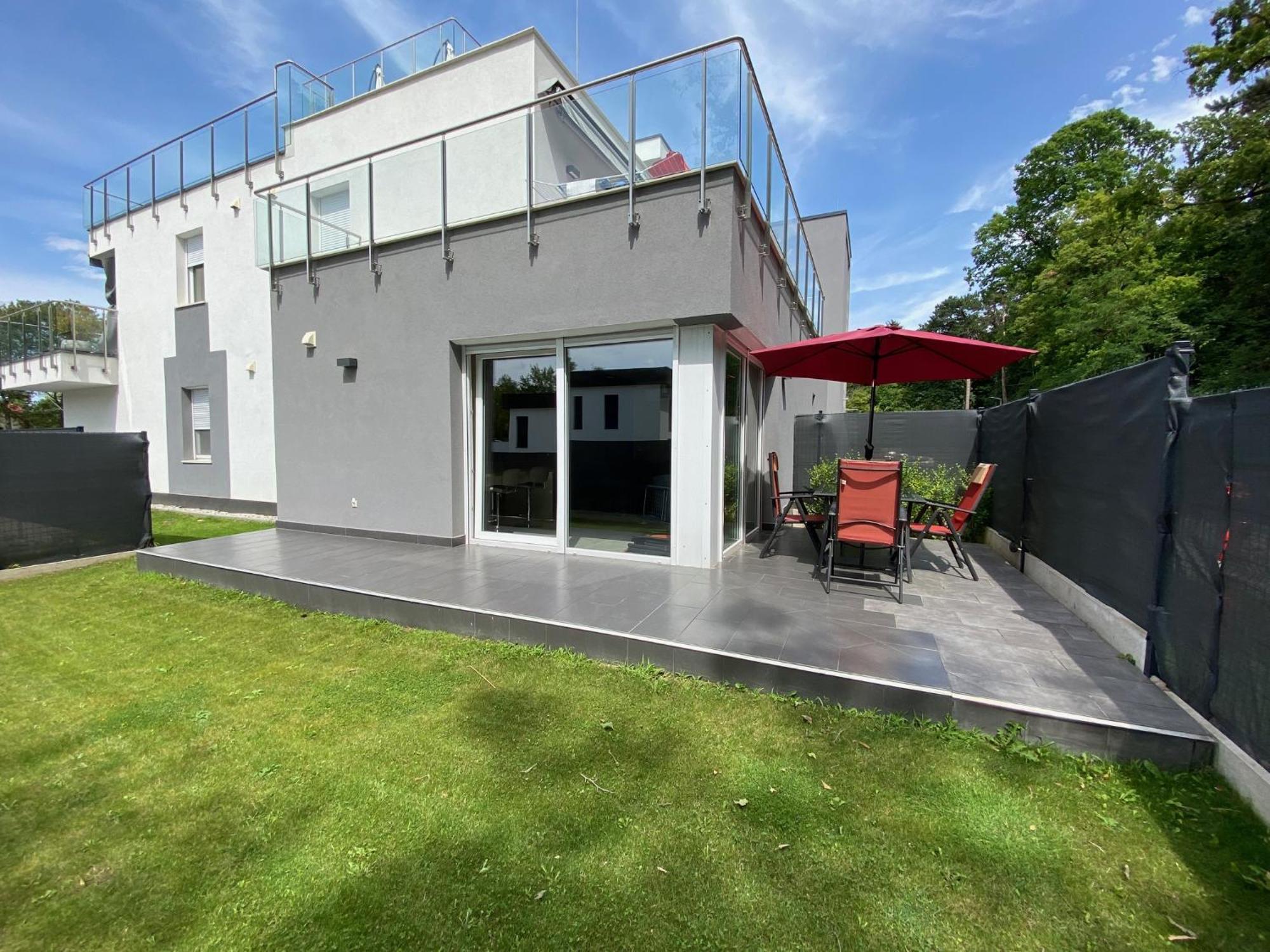Forest Foeldvar Apartmanok By Bltn Balatonföldvár Exteriör bild